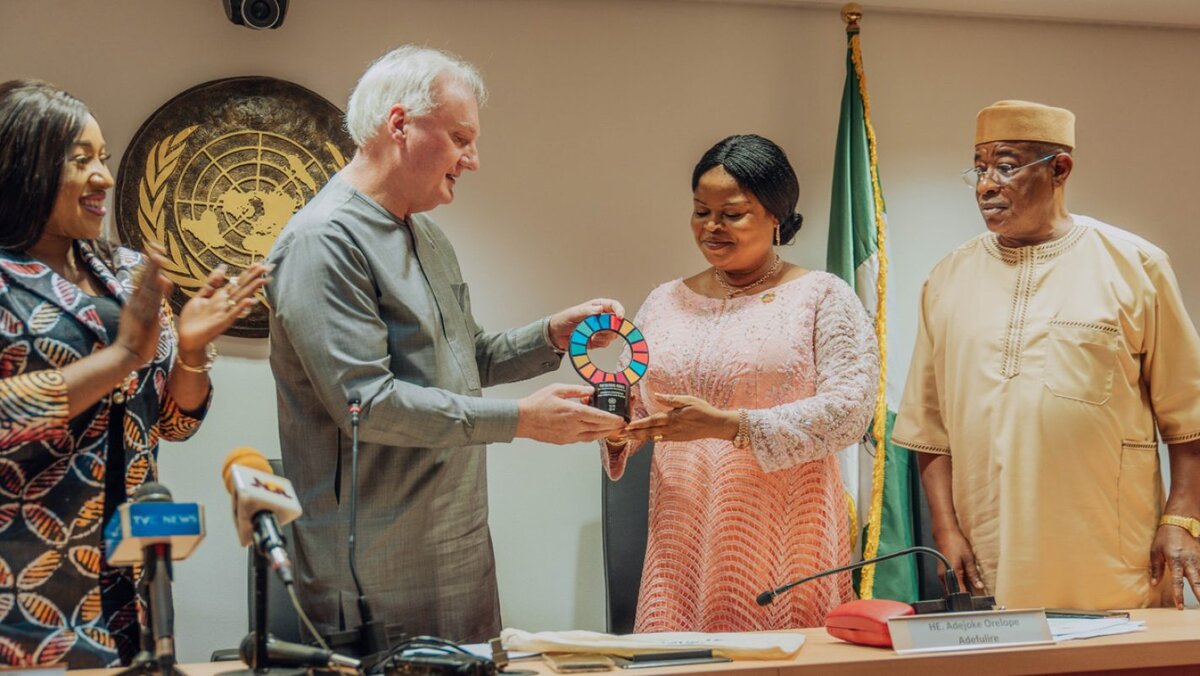 Receiving an SDG advocacy honour at the United Nations